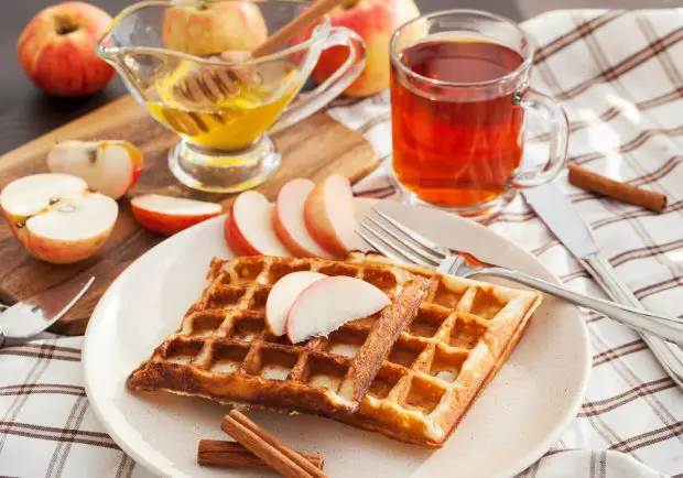 cinnamon apple waffles