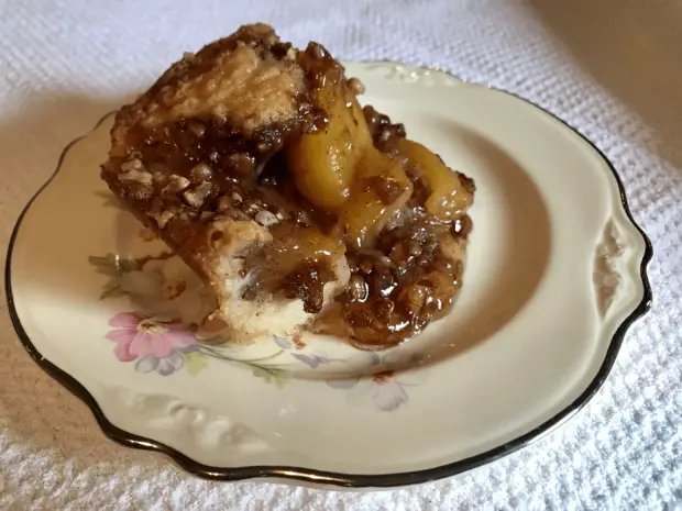 peach coffee cake