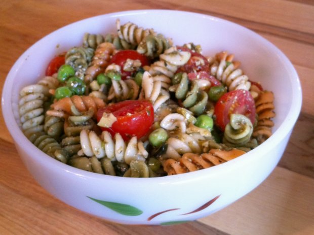 classic pesto pasta salad