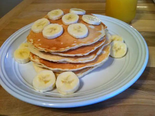 easy banana pancakes