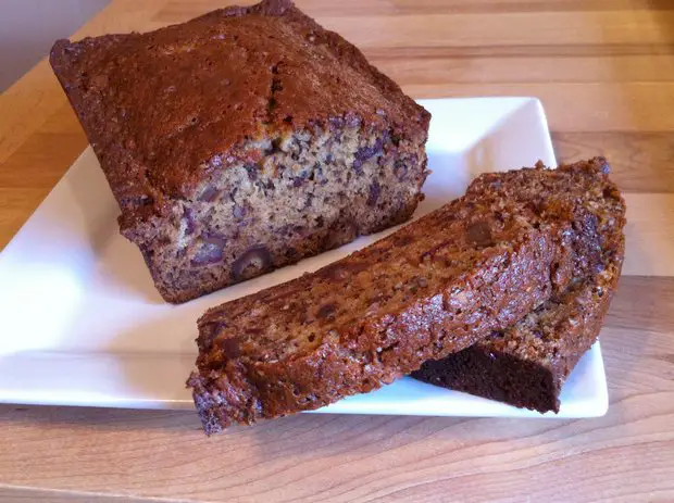 Old-Fashioned Date Bread